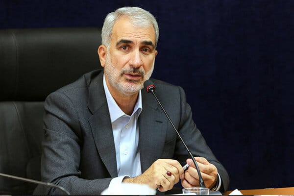 وزیر آموزش‌وپرورش: تغذیه رایگان که ۱۰ سال پیش قطع شد در مدارس مناطق محروم اجرا می‌شود.
