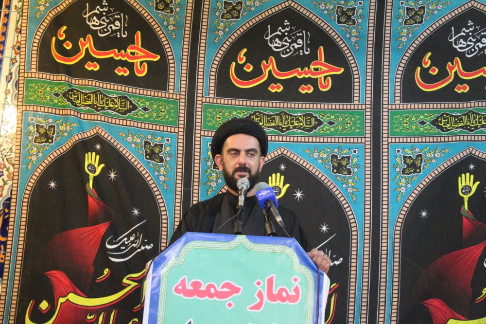 امام جمعه بهمئی، مهمترین راه جلوگیری از فساد انتصاب مدیران شایسته است/ رشد گرانی مسکن بیشتر از رشد تهران/ صبر در خانواده آمار طلاق را تغییر می دهد / موکب شهدای بهمئی در عراق شکل گیرد/برای دستگاه امام حسین(ع) خرج کنید.